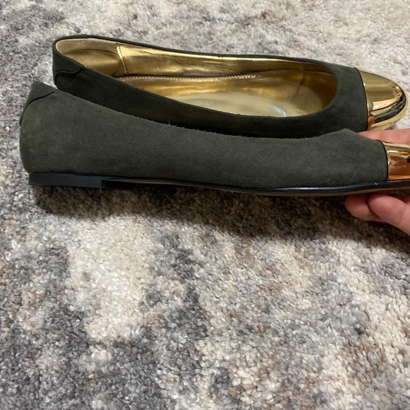 Worthington green & gold 9 womens flats suede size 9m - Picture 10 of 11